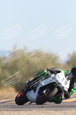 media/Nov-02-2025-CVMA (Sun) [[337aff29ab]]/Race 8-Formula Lightweight Twins Shootout/